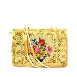 Floral Embroidered Woven Straw Bag